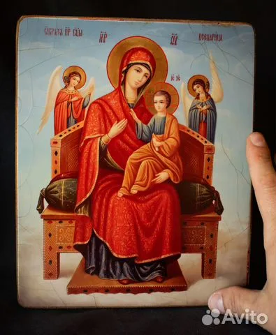 Икона Богоматери "Всецарица" — необычный подарок