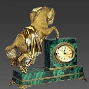 Подарочные часы «Конь с попоной» из малахита — фотография 2
