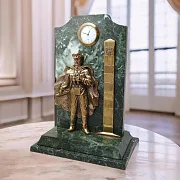 Часы «Пограничник» с пограничным столбом — необычный подарок — фотография 1