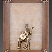 Бронзовая картина «Гитарист» — оригинальный подарок — фотография 7