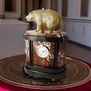 Каминные часы «Медведь» из креноида и долерита — необычный подарок — фотография 1