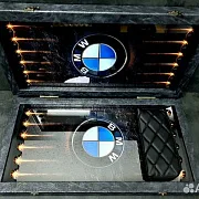 В подарок: Нарды под стеклом «BMW X5» — фотография 5