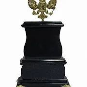 На память: Сувенирные настольные часы «Герб» из амазонита и долерита — фотография 2