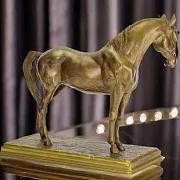 Скульптура «Грустная лошадь» — необычный подарок — фотография 1